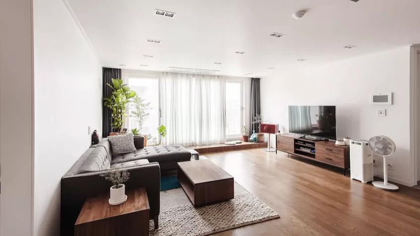 130㎡二手房改造，打造多功能极简大宅