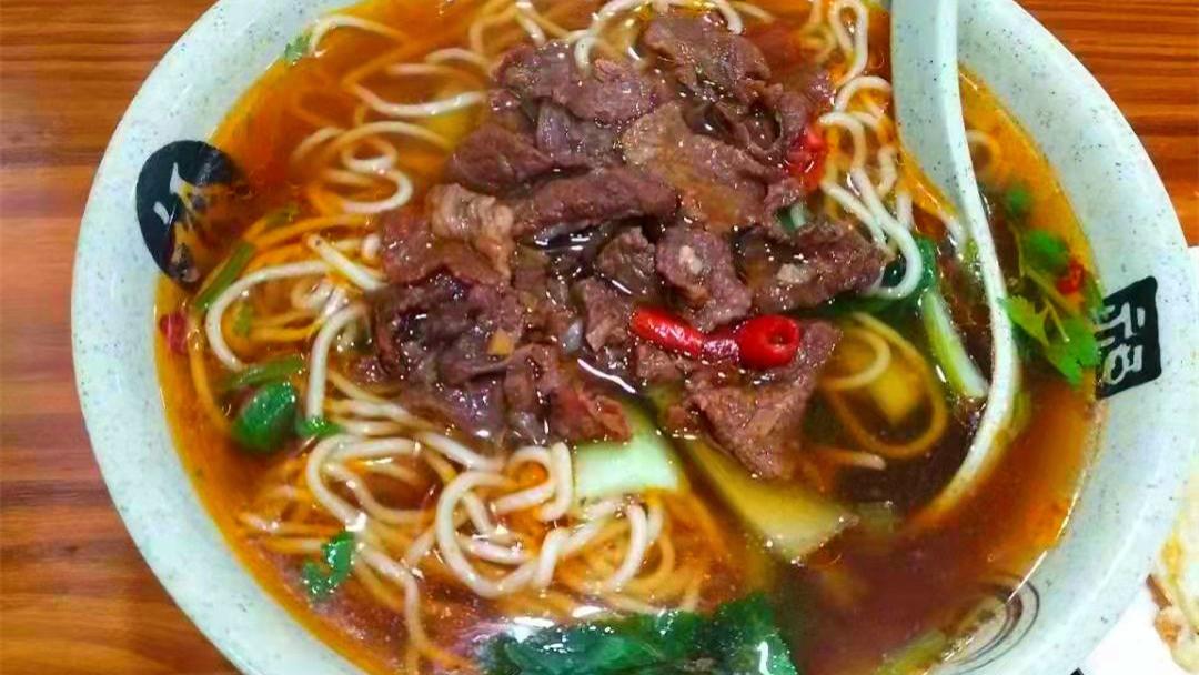 黄豆|牛肉面火了，“一辣二麻三鲜”，英雄航天员太空喊话：就想这个味