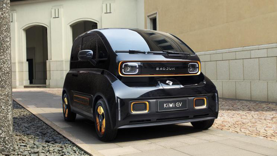 【续航超300km/搭AEB紧