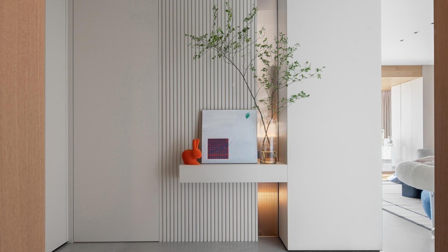 难怪低饱和度色彩越来越流行，看了她160㎡大宅后，确实很温馨