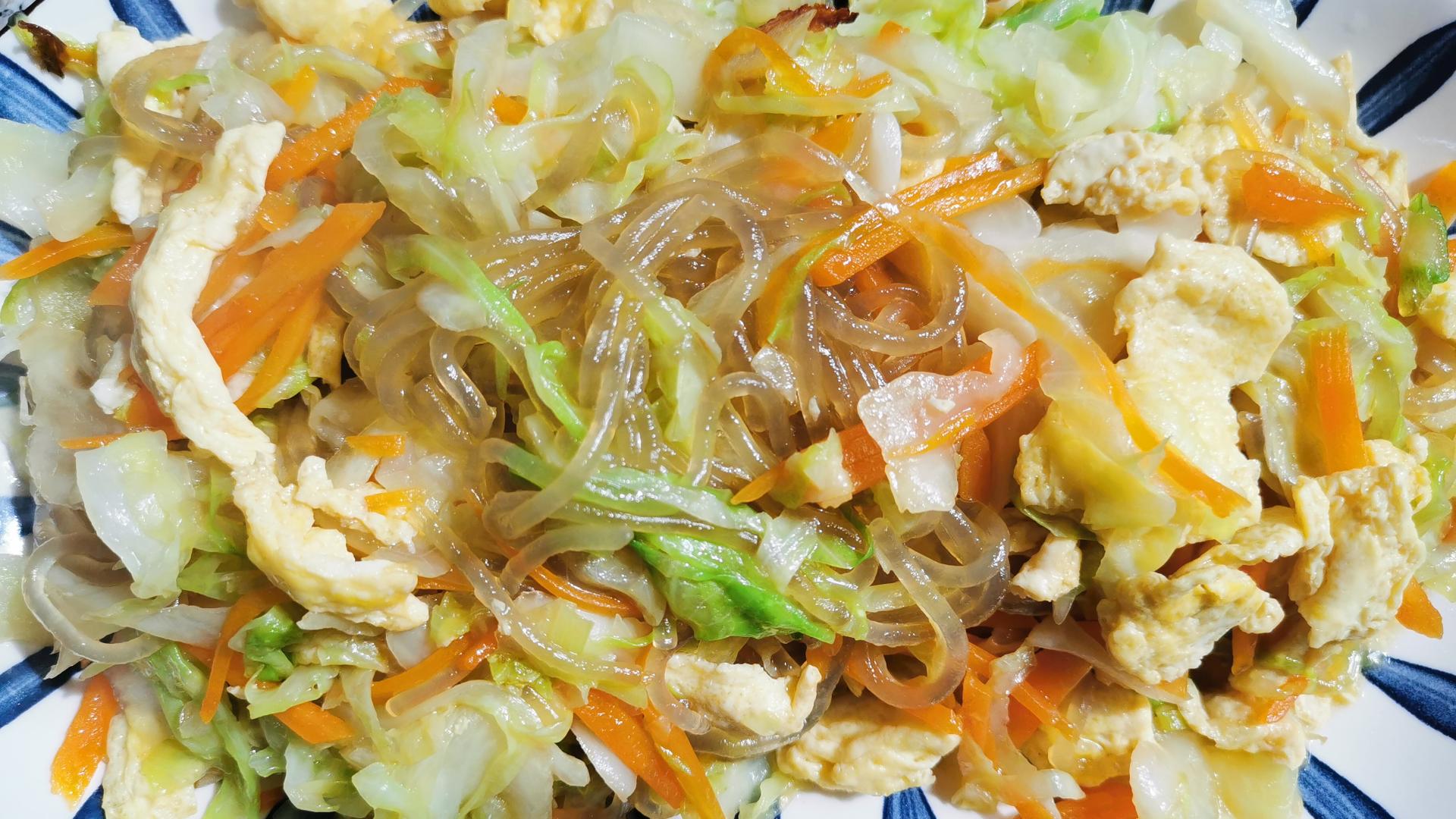 包菜|包菜最近火了，这样做好吃又实惠，当主食也不错，简单快捷