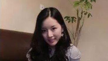 李嘉琦的星座爱情|女孩们以后穿裙子一定要注意点坐姿呀,这也太尴尬了!哈哈哈哈