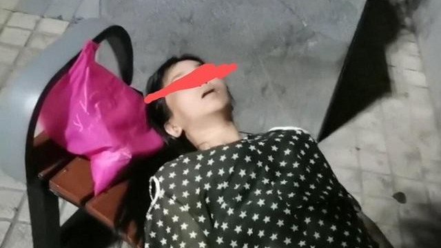 深圳市 湖南女子睡在深圳街头被救助回家，2个月后又跑了，家人：管不住