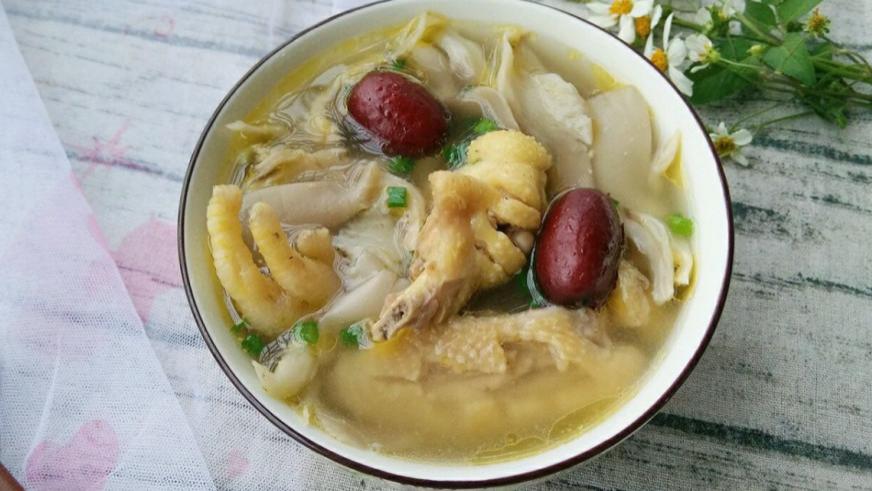 食材|初秋，这汤适合给家人喝，营养又滋补，补气活血，饭店都吃不到