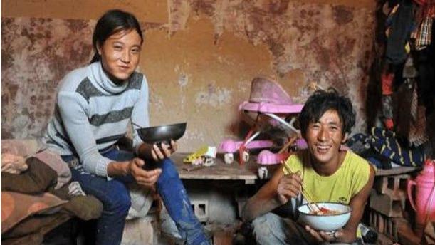 胡子鱼情感|妻子婚内出轨四年，40岁的丈夫却默不作声，只把妻子当成了工具人