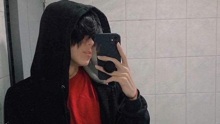 发型 帅哥本人自拍