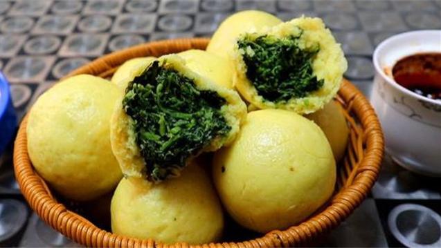 花菜|玉米面不蒸馒头，不做窝窝头，教你新做法，一次做3锅都不够吃