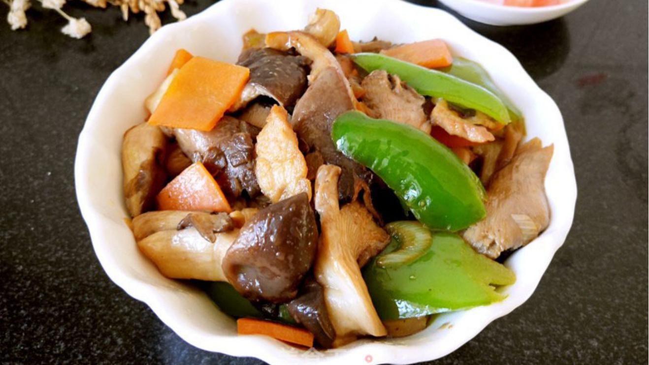 辣椒|三伏天没食欲，猪肉试试这样吃，有荤有素营养高，下酒下饭都不错