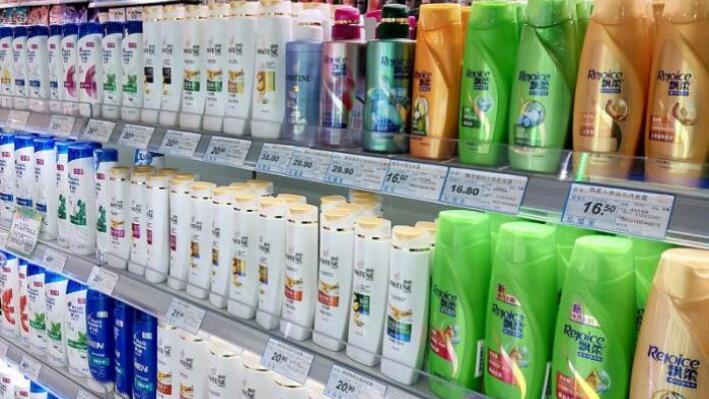 发型 海飞丝、飘柔等品牌人气下降，中老年人不爱买，年轻人也不喜欢用