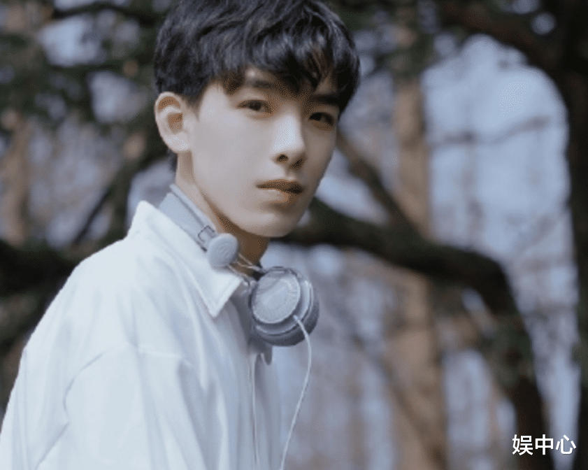 还记得《古剑奇谭》中的小百里屠苏吗?长大后的他出演古偶剧男主 还记得《古剑奇谭》中的小百里屠苏吗?长大后的他出演古偶剧男主