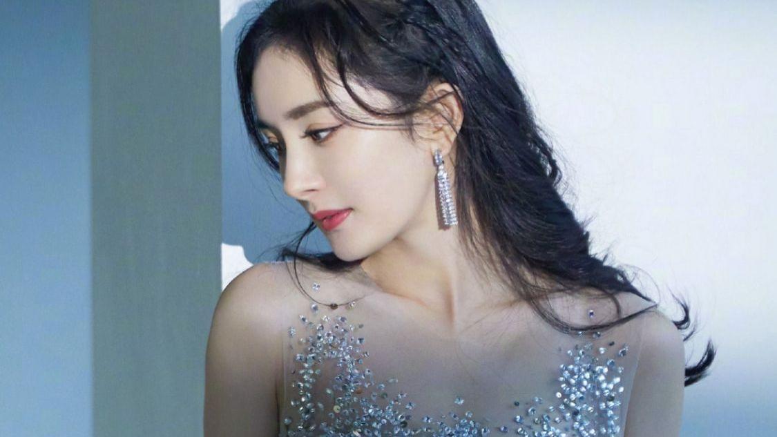 杨幂|杨幂采访透露感情状况：天天都在期待爱情，但也没那么重要！