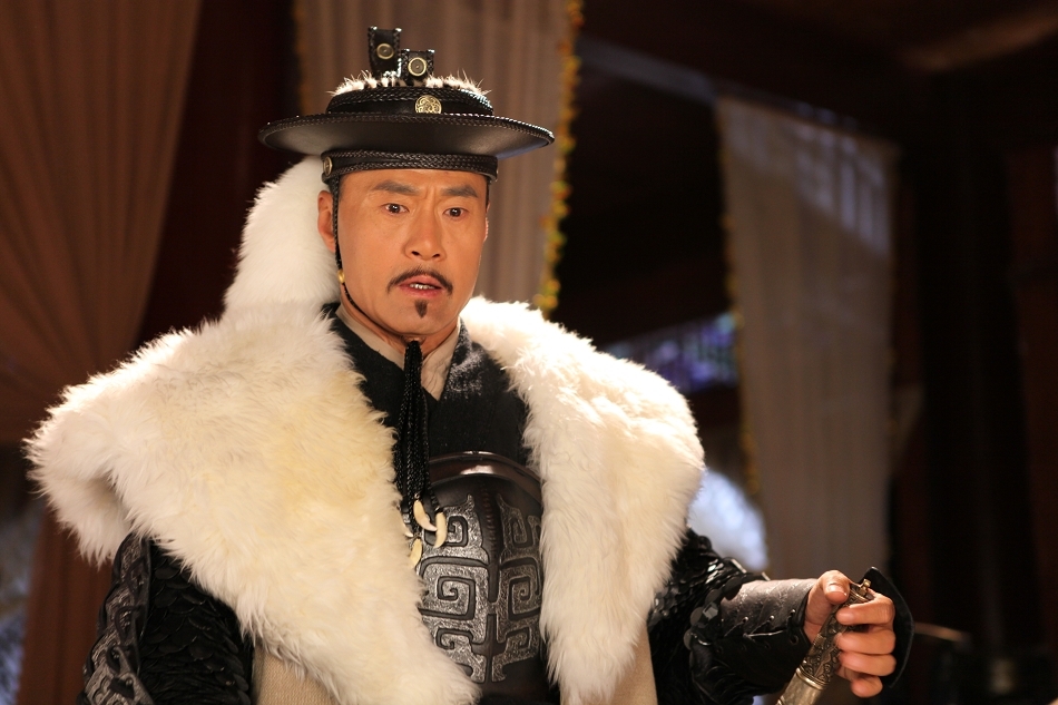 导演没当够!“斗气化马”翻车后,63岁于荣光携武侠新作一雪前耻 导演没当够!“斗气化马”翻车后,63岁于荣光携武侠新作一雪前耻