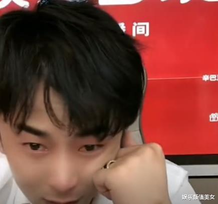 临时反悔还是舍不得离开?辛巴刚宣布退网,随后又否认退网 临时反悔还是舍不得离开?辛巴刚宣布退网,随后又否认退网