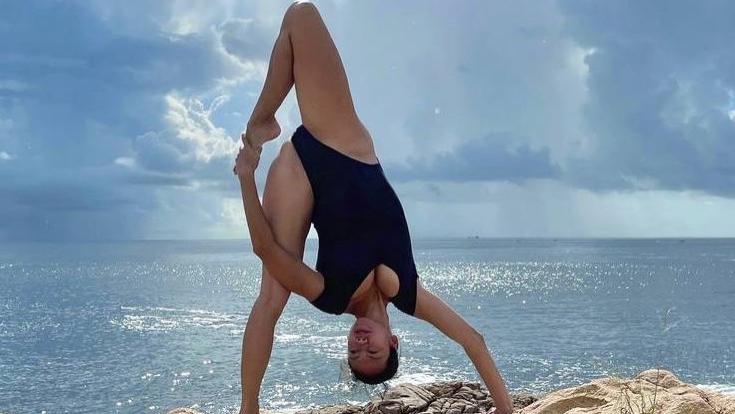 杨幂|恭喜！香港名模怀二胎38周临盆在即，晒各种高难度瑜伽动作引热议