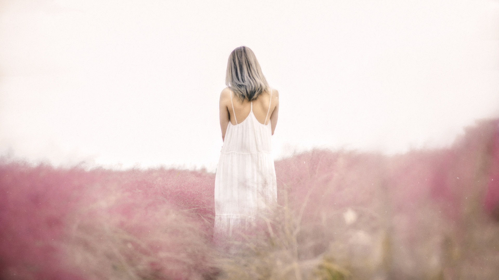 花影故事|“防火防盗防闺蜜”：这种女人的心理，太阴暗了