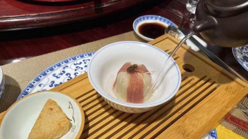 苦瓜|上海开了146年的老饭店，一道扣三丝有1999根食材，每天仅售20份