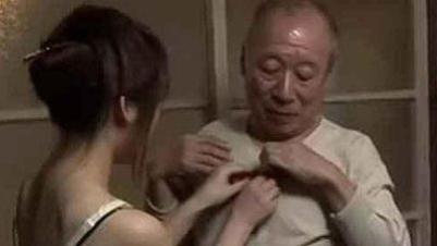 茶余饭后一点酒|娶了小30岁保姆，新婚夜，媳妇让我滚出房间