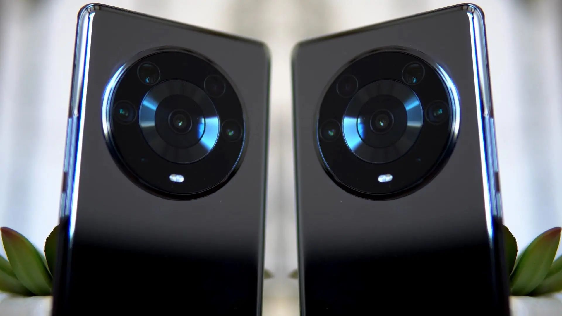 iPhoneX|华为概念机曝光：双屏下镜头，环绕屏设计，或是Mate50