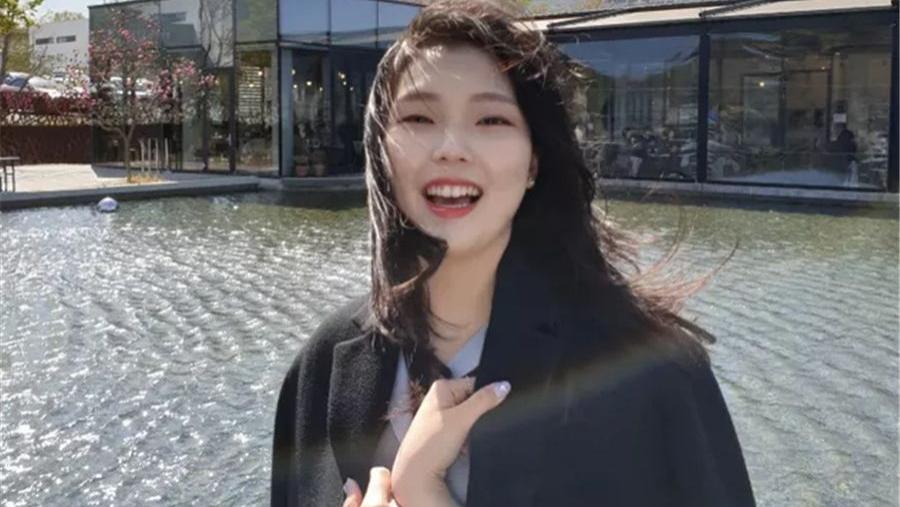 最近韩国95后女生改造卧室：将16㎡窄小卧室，变成少女风公主房