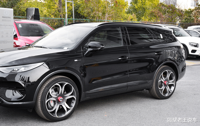 又一奔驰家族suv放大招 长近4米9 最快4 3秒破百 跌至不足20万 汽车资讯