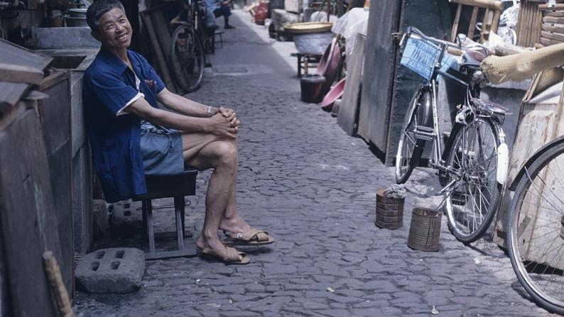 文博浅说|我该怎么办呢？老婆跟情人跑了，45岁的男人就这样颓废了，可惜！