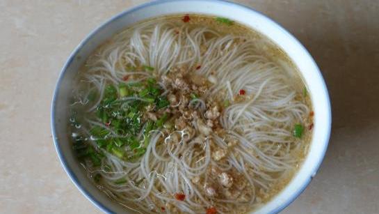 兰州|?有人建议把祁阳的早餐米粉涨价，份量也增加你怎么看？