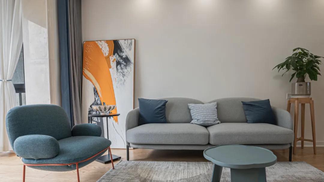 155平老房改造 | 品质感原木现代风，随性的简约美！