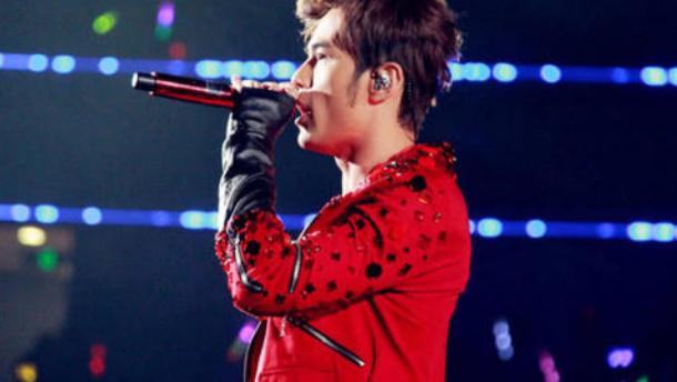 演唱会|演唱会前5天意外离世，百万张门票没人退款，世界歌坛仅他一人！