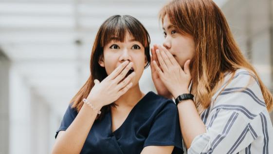自知冷暖 女人不爱你了，才会主动和你分享这3件事情，傻男人还误以为是爱情！