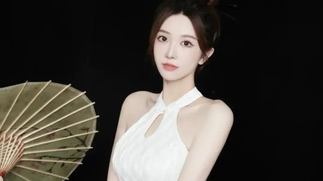 嗨咯情感说 人生何尝不需要放缓脚步，细嚼慢咽，清品滋味
