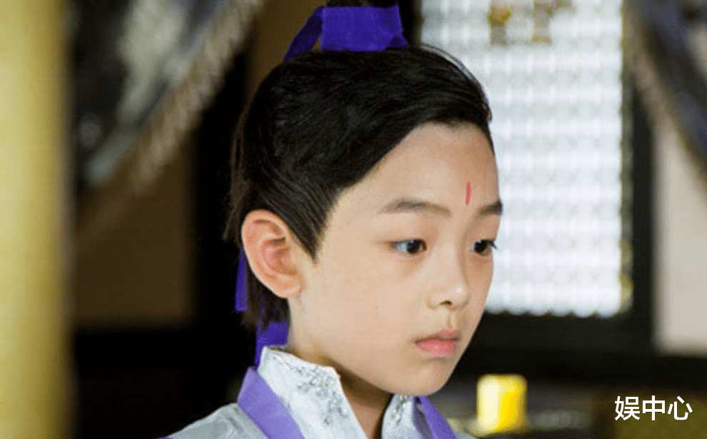 还记得《古剑奇谭》中的小百里屠苏吗?长大后的他出演古偶剧男主 还记得《古剑奇谭》中的小百里屠苏吗?长大后的他出演古偶剧男主