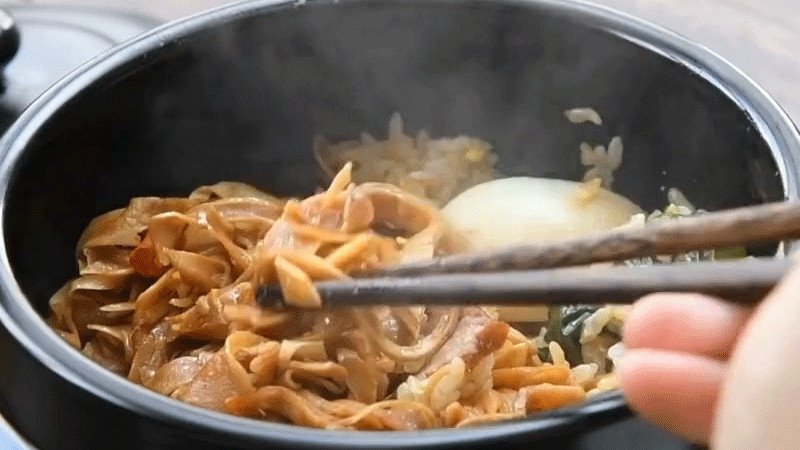 餐厅|炭烧笋煲仔饭