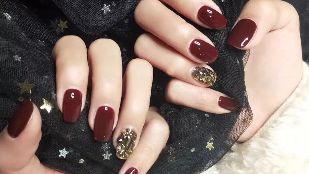 美甲 2022新年红色美甲安排上了