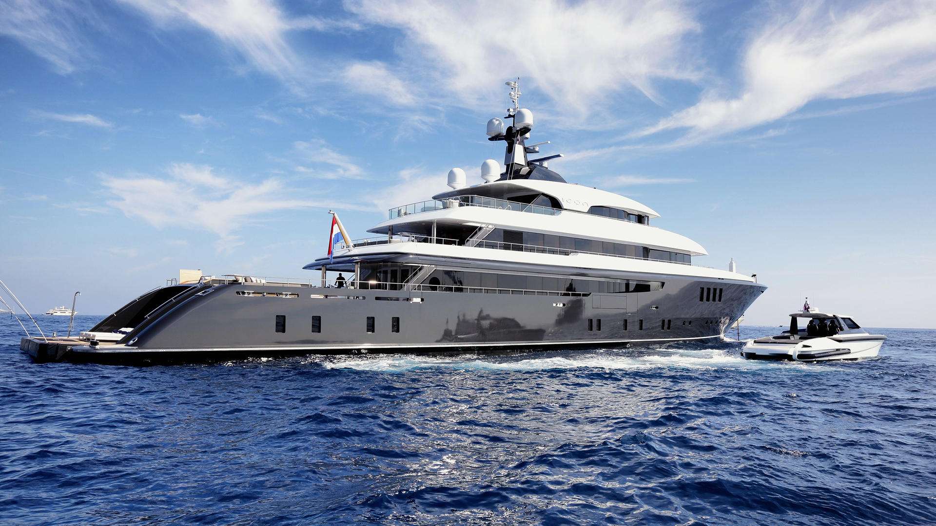 顶级富豪的生活是怎样的？拉布拉多都有属于自己的公寓，真开眼了