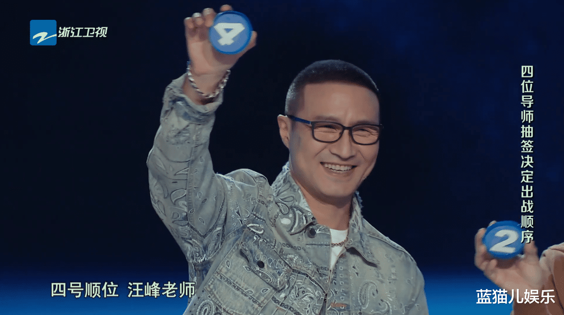 好声音助教服装该管管了!张碧晨晃眼,吴莫愁浮夸,只有她太稳重 好声音助教服装该管管了!张碧晨晃眼,吴莫愁浮夸,只有她太稳重