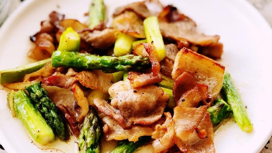猪肝|简单炒一炒，酱香美味又下饭：芦笋炒肉片，双椒炒鱿鱼，爆炒猪肝