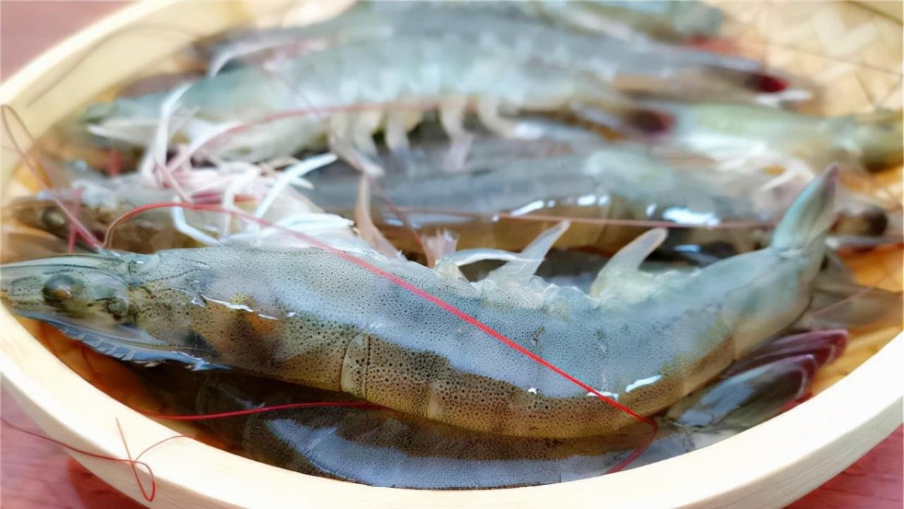 土豆|买大虾时，遇到这3种要当心，再便宜也别买，小心贪便宜吃大亏