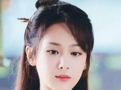 有种差距叫“明星簪子造型”，杨紫女神，杨幂帅气，看到她：万千宠儿