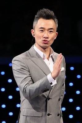上海女婿程雷因富豪宴被限制出镜娶小18岁妻子白头偕老