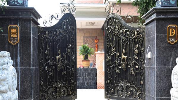 铁艺围墙庭院大门还有哪些你不知道的优点呢？