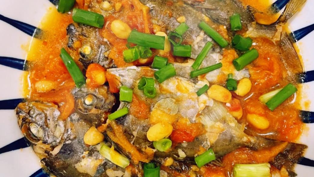蒜苗|美食家常菜推荐：西红柿焖泥猛鱼，香辣鸡脚，蒜苗炒腊肉，特下饭