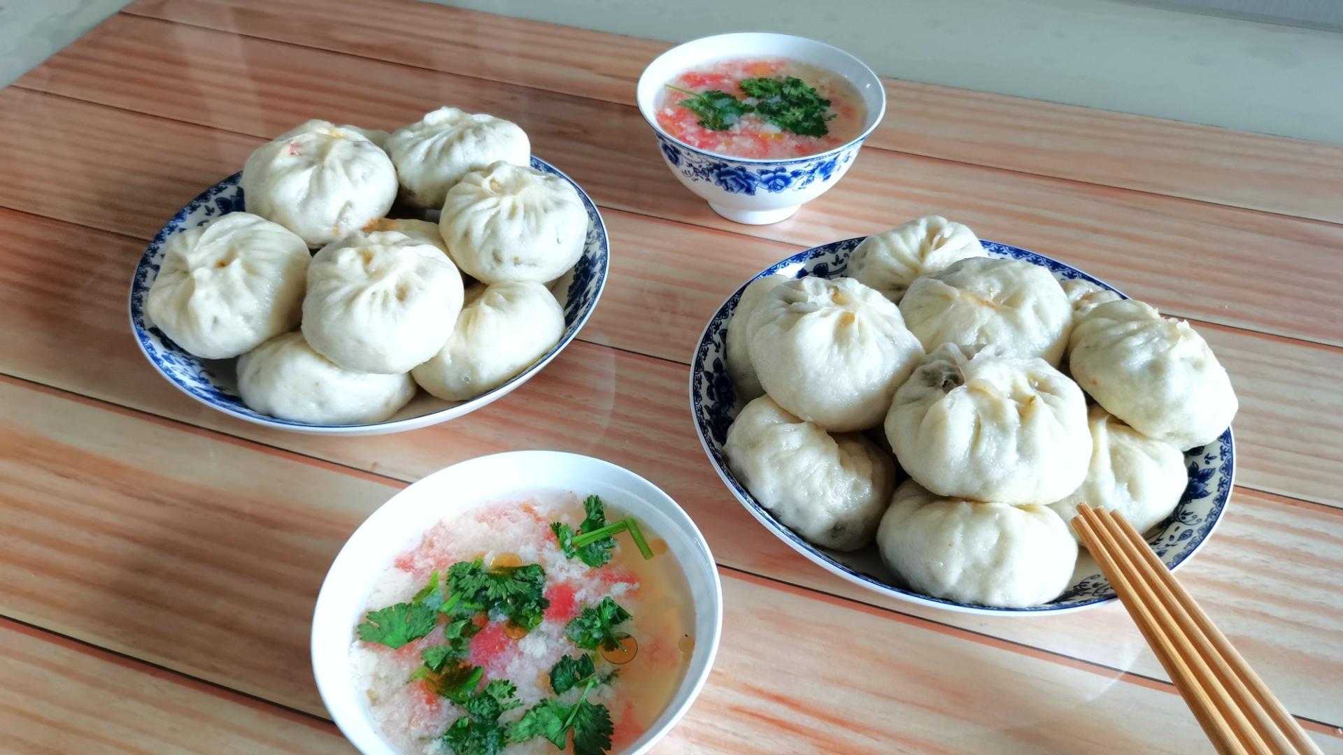 包子|秋天就是吃这个馅料包子的季节，味道太香了，一口气吃6个