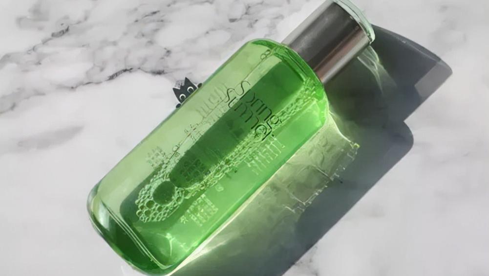 保湿 适合学生党的保湿补水爽肤水有哪些？学生党必入的爽肤水水推荐