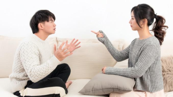 树先生聊情感 结婚多年的夫妻，即使曾经再深爱，一旦说了这三句话，缘分就尽了