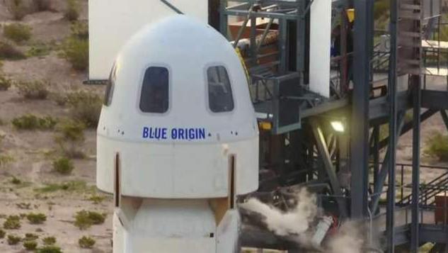 太空船 布兰森贝索斯纷纷乘坐自家飞船进入太空，马斯克：幼稚的玩具
