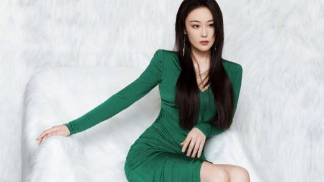 饼干 减肥成功！张馨予晒活动美照大展婀娜身姿，生图比精修还要好看