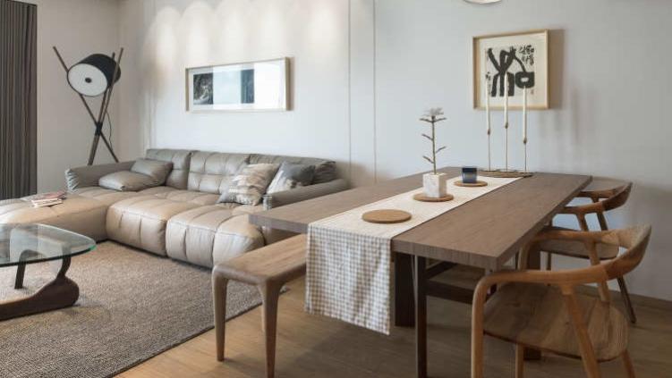 旅居南京多年的台商，将法式精装修住宅，改成原木风，竟圈粉无数?