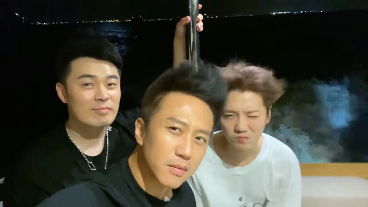 奔跑吧黄河|观众差评不断，却在霸屏榜“独占风骚”，这部S级综艺凭啥这么横