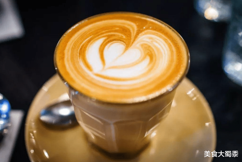 喝了5年咖啡才知:拿铁、摩卡、卡布奇诺的区别!想减肥必须了解