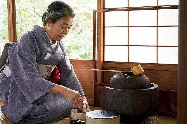 我婆婆和我老公之间的母子关系，